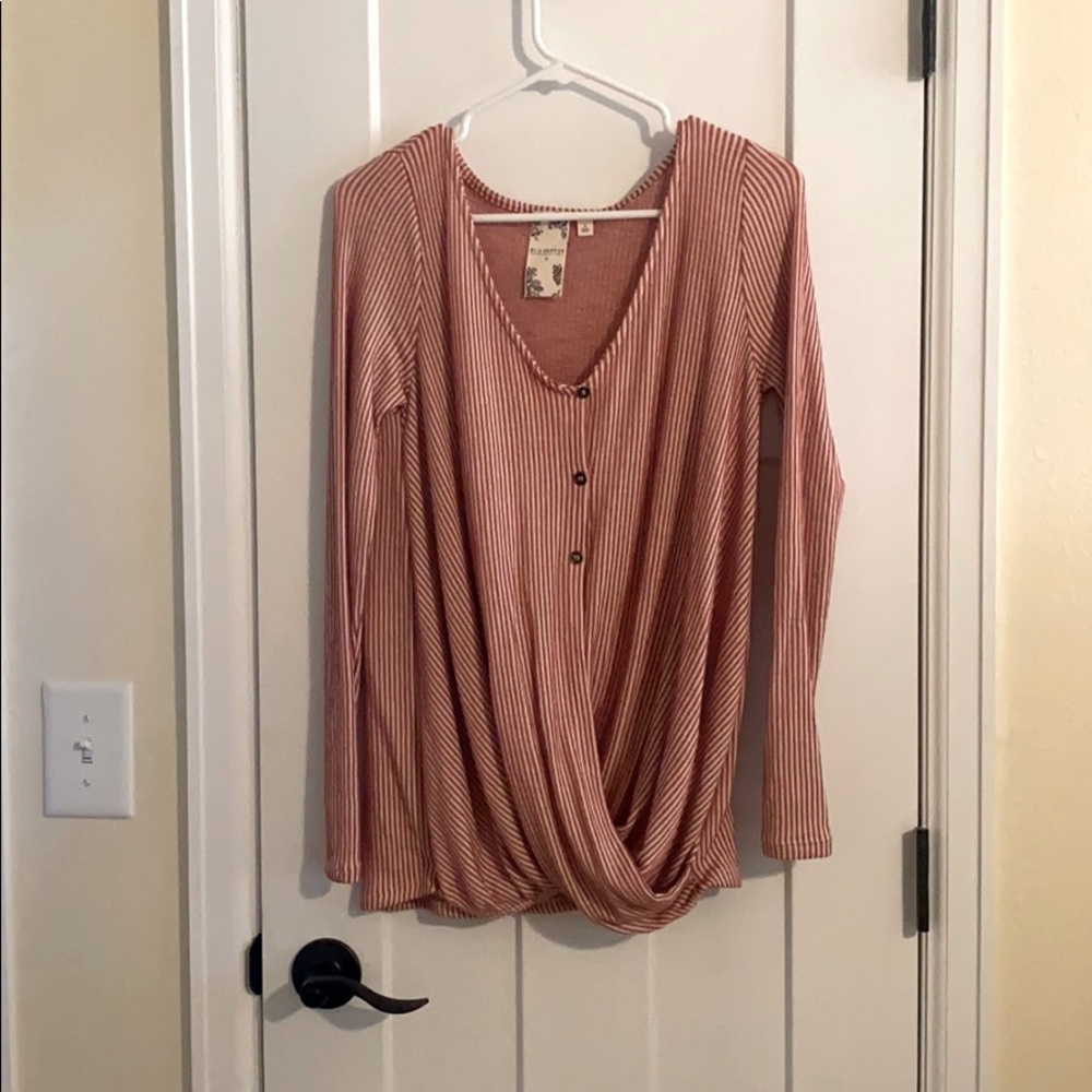 Not sleeve shirt